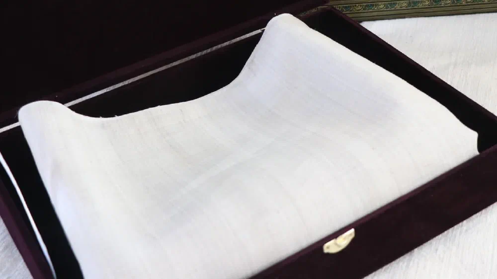 Aung Sakkyar's whitened lotus fabric